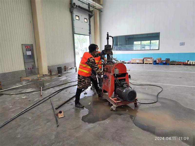 北碚厂房地面下沉塌陷注浆加固施工